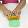 Play-Doh Vacuum and Clean Up F3642